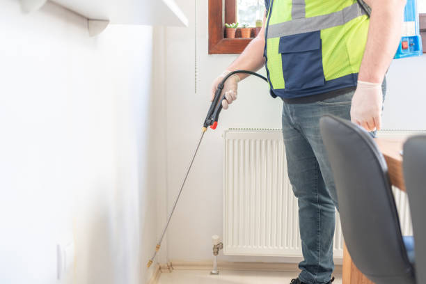 Best Commercial Pest Control Services  in Lincoln Village, CA